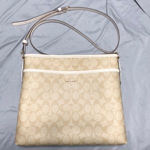 Tan Coach File Crossbody Signature purse
